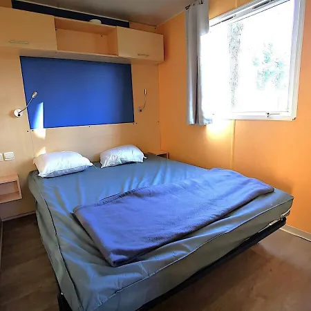 M.Home Confort F021 3Chbr/6Pers *