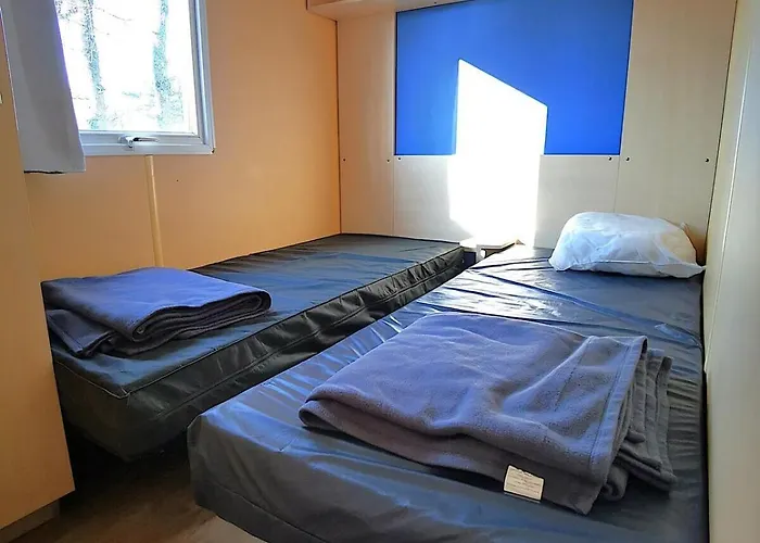 مكان تخييم M.home Confort F021 3chbr/6pers *